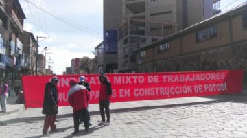 Bloqueos en las zonas baja y central.