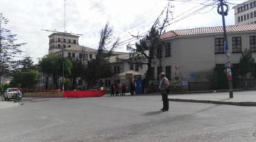 Bloqueos en las zonas baja y central.