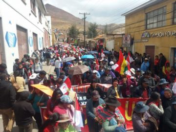 Esperan el inicio de la marcha.