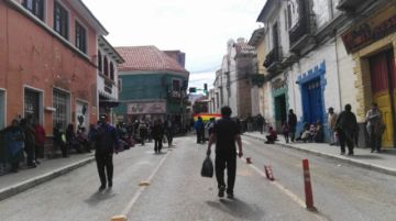 La calle Bolívar y el Mercado Central.