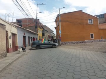 Bloqueos en las zonas baja y central.