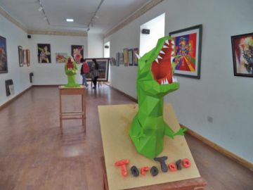 Convocan a concurso de pintura para mujeres