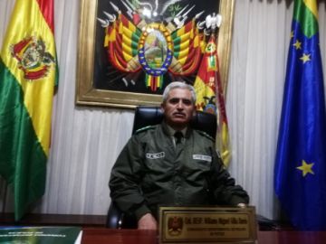 El coronel Williams Villa en la conferencia de anoche.