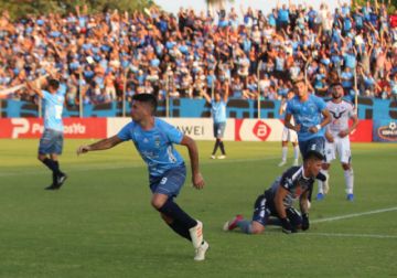 La decisión fue asumida ante la petición de los clubes profesionales.
