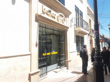 Panorama en el cercanías de edificios bancarios.