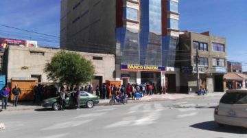 La circulación de motorizados fue mermando con el paso de las horas.
