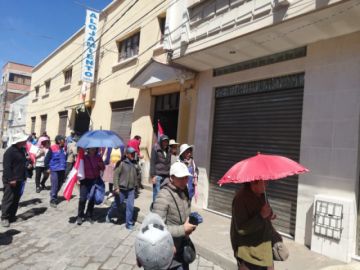 La circulación de motorizados fue mermando con el paso de las horas.