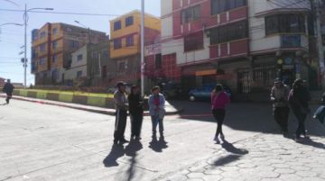 La circulación de motorizados fue mermando con el paso de las horas.