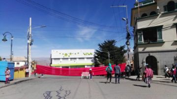 La circulación de motorizados fue mermando con el paso de las horas.