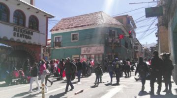La circulación de motorizados fue mermando con el paso de las horas.