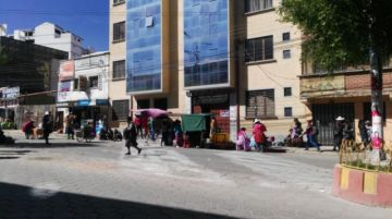 La circulación de motorizados fue mermando con el paso de las horas.