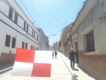 Banderas potosinas están en la ciudad.