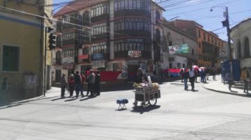 Panorama de las calles por la mañana