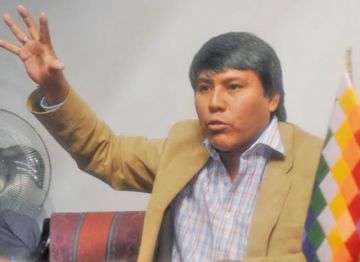Exdiputado del MAS le pide a Evo no aferrarse al cargo 
