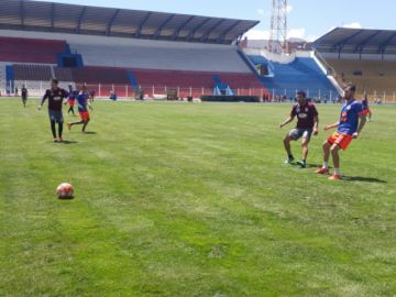 Jugaron un partido amistoso.
