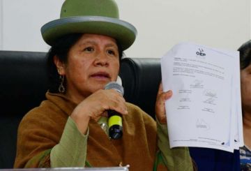 La presidente del Tribunal Supremo Electoral.