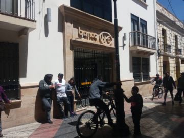 Casi todas abrieron solo una puerta.
