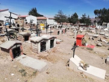 El cementerio de Potosí tiene pocas visitas hoy.