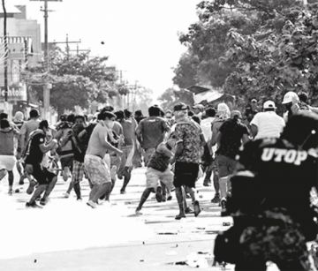 Apdhlp afirma que la Policía hace uso excesivo de gases