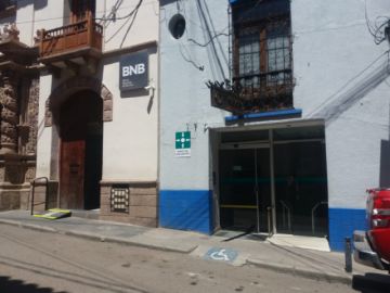 Casi todas abrieron solo una puerta.