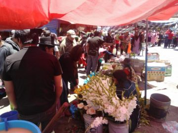 Las familias acuden desde temprano este domingo.