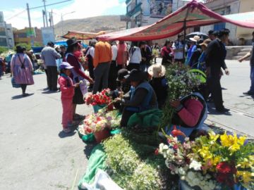Las familias acuden desde temprano este domingo.