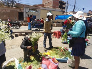 Las familias acuden desde temprano este domingo.