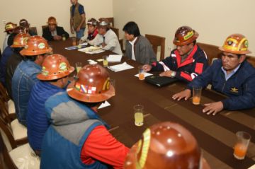 Candidato del MAS se reúne con Evo a nombre de cooperativistas