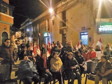 Católicos oran por pronta pacificación