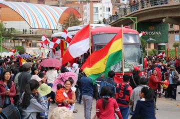 Se embarcaron hacia La Paz. EL POTOSÍ