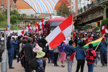 Se embarcaron hacia La Paz. EL POTOSÍ