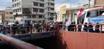 Se embarcaron hacia La Paz. EL POTOSÍ