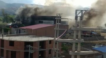 Incendio en la EPI Sur en Cochabamba.