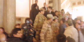 La presidenta Añez está en Palacio Quemado