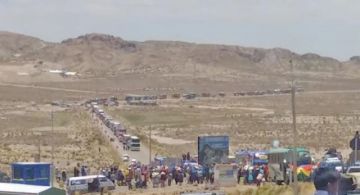 El gusano metálico ingresando por el sector de Jasaj Mayu.