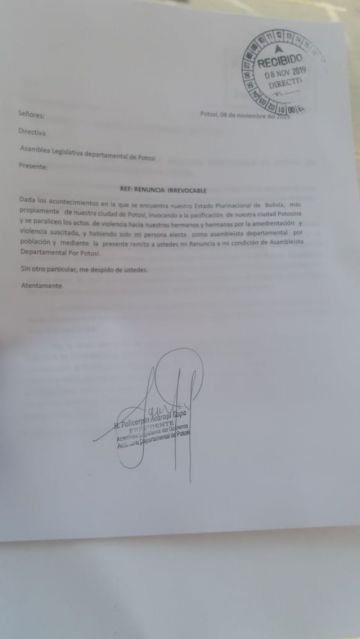 El legislador mostró la renuncia fue presentada por Juan Carlos Cejas