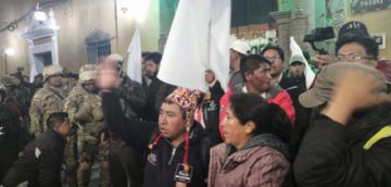 Llegaron a la Plaza 10 de Noviembre