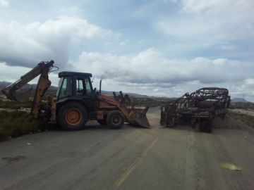 Así estaba bloqueada la carretera.