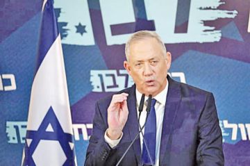 Gantz pide la dimisión  de Benjamín Netanyahu