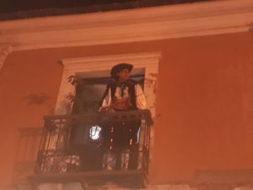 Los estudiantes difunden información de los atractivos potosinos. FOTO SECRETARÍA DE TURISMO GADP