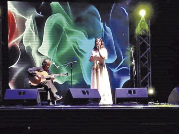 Esther Marisol se presentó al final.