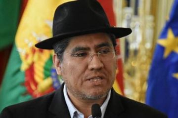 Morales: MAS elegirá a su candidato entre tres exministros y Andrónico