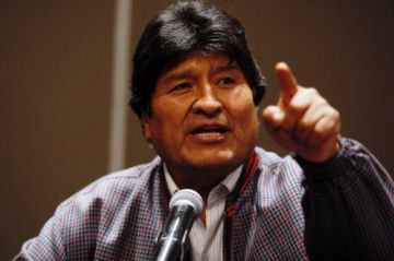 Evo busca radicar en Argentina tras la posesión presidencial
