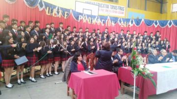 El acto de promoción del Colegio Tomás Frías ayer.