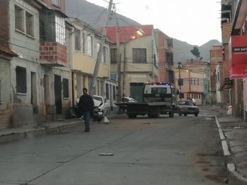 Sepsa cambiaba el poste esta mañana.