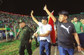 El exlíder cívico cruceño, Luis Fernando Camacho y el  dirigente del Comité Cívico Potosinista, Marco Pumari.