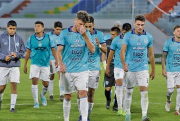 Los jugadores vallunos lametan la igualdad.