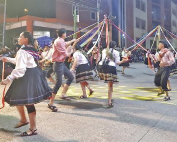 La tradición  se impuso en la entrada de Navidad