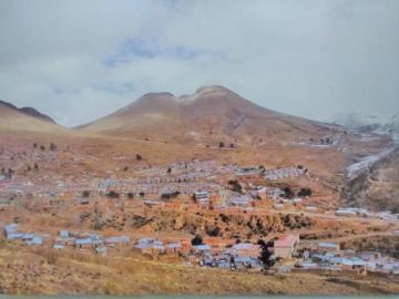 El cerro Llallagua inspiró esta muestra.