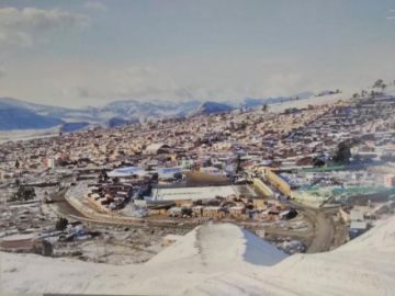 Vista panorámica Llallagua. Estadio "Serafín Ferreira".